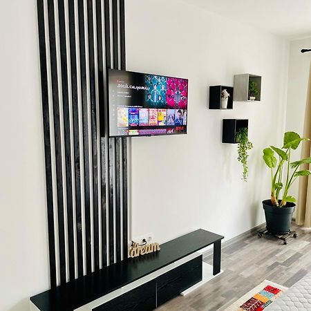Montsee Brasov Appartement Buitenkant foto
