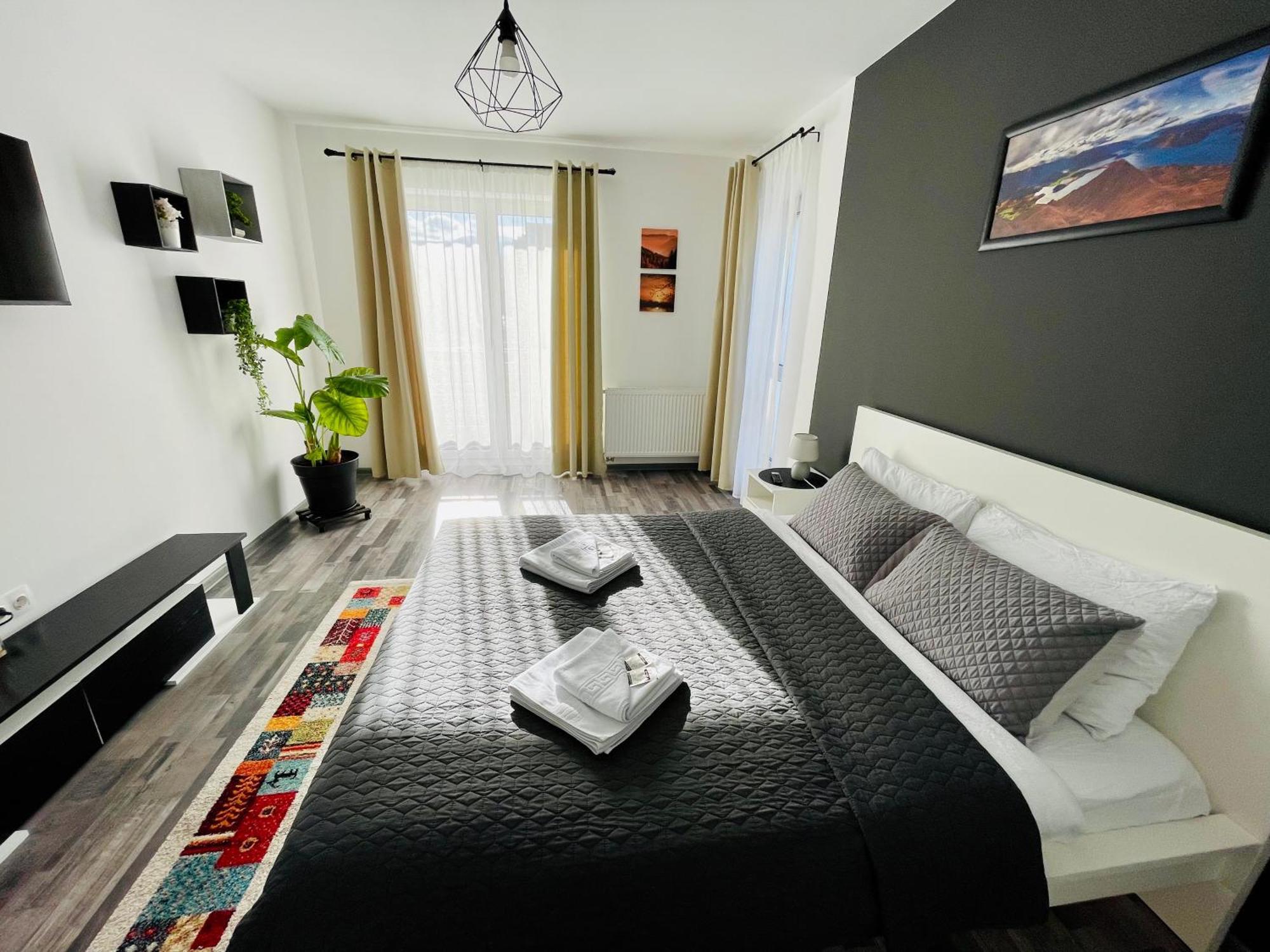 Montsee Brasov Appartement Buitenkant foto